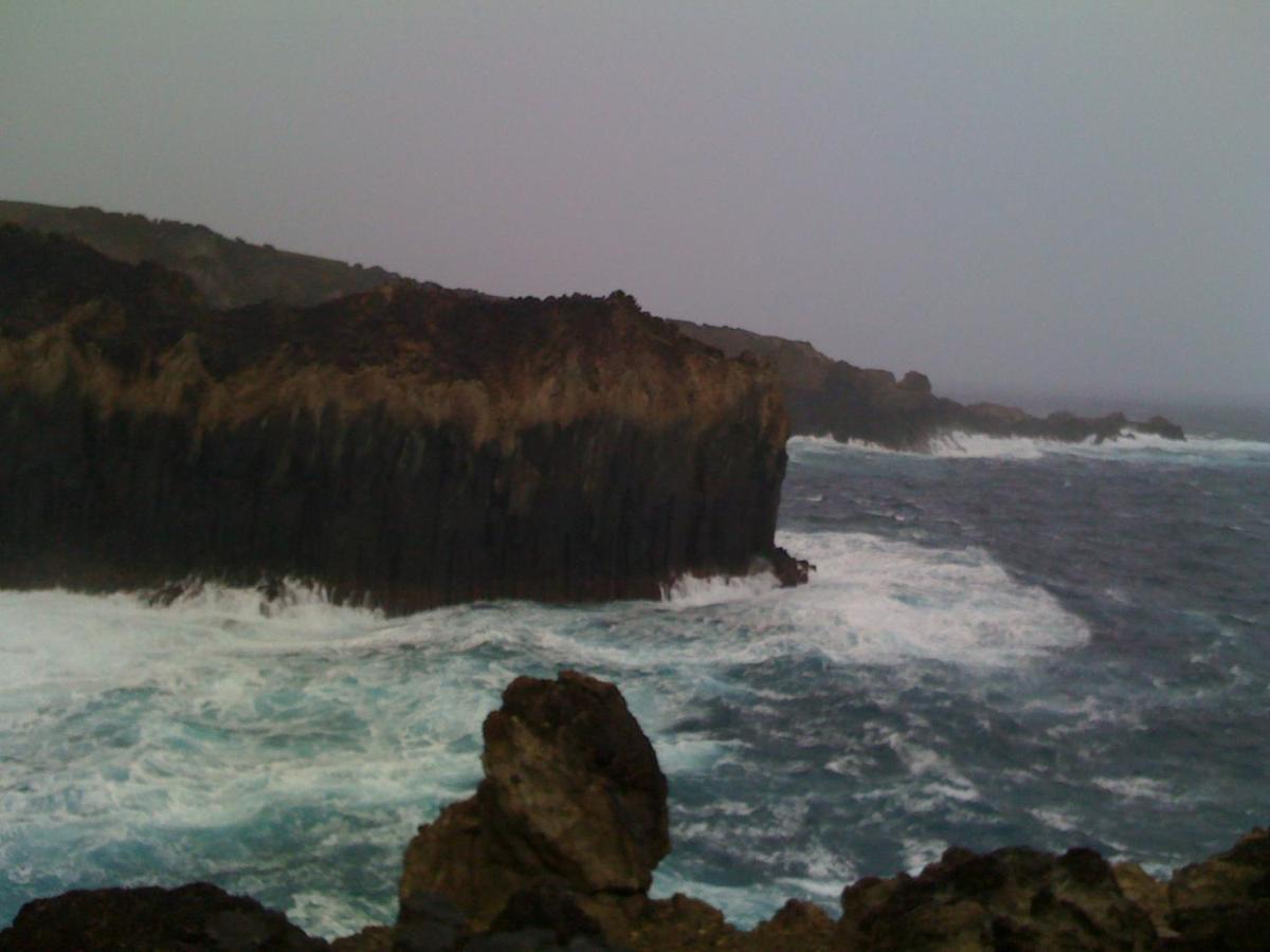 Ocean Front Home - Casa Santo Antonio Sao Mateus  ภายนอก รูปภาพ